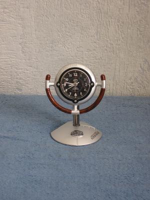 pilot-clock